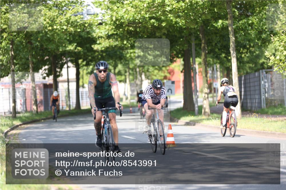 10.08.2025 - GEWOBA Citytriathlon Bremen Yannick Fuchs http://msf.ph/oto/8543991 10.08.2025 10:55:22 Radfahren 19, 163, 211, 219, 397, 418 meine-sportfotos.de