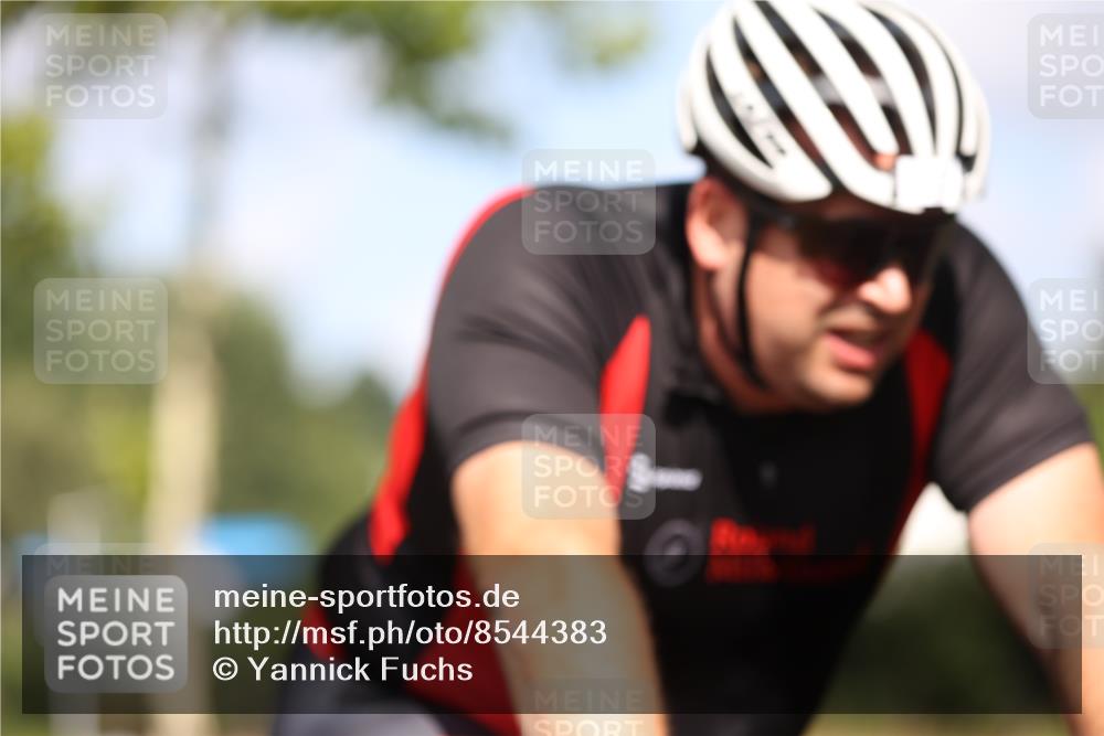10.08.2025 - GEWOBA Citytriathlon Bremen Yannick Fuchs http://msf.ph/oto/8544383 10.08.2025 10:57:18 Radfahren 5, 77, 233, 435 meine-sportfotos.de