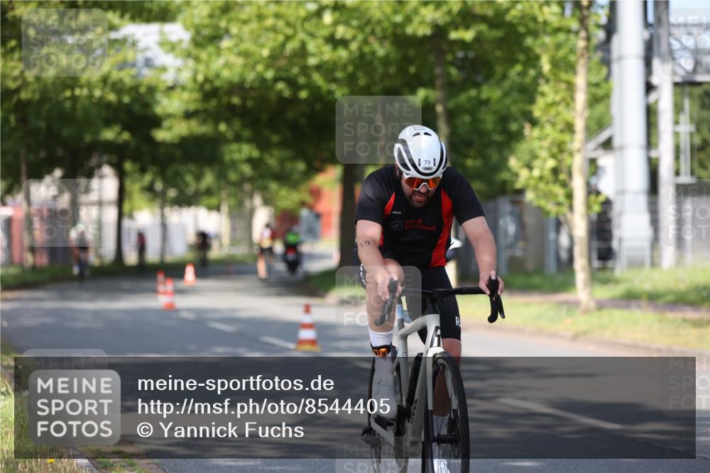 10.08.2025 - GEWOBA Citytriathlon Bremen Yannick Fuchs http://msf.ph/oto/8544405 10.08.2025 10:57:37 Radfahren 35, 159, 215, 435, 458 meine-sportfotos.de