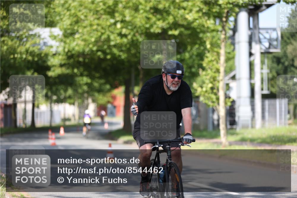 10.08.2025 - GEWOBA Citytriathlon Bremen Yannick Fuchs http://msf.ph/oto/8544462 10.08.2025 10:57:53 Radfahren 35, 143, 159, 215, 458 meine-sportfotos.de