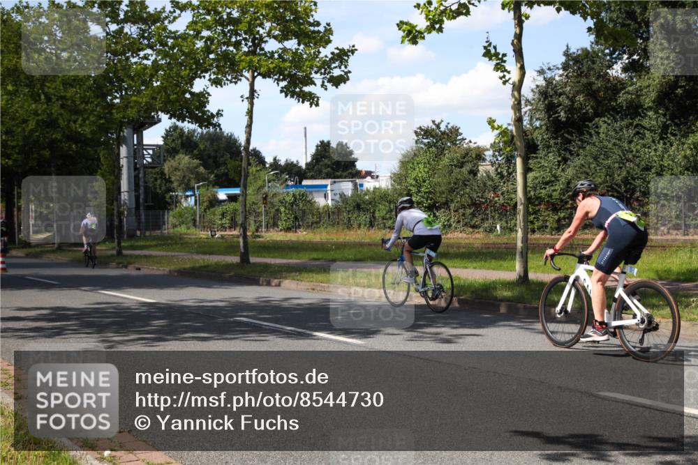 10.08.2025 - GEWOBA Citytriathlon Bremen Yannick Fuchs http://msf.ph/oto/8544730 10.08.2025 14:53:30 Radfahren 188, 419, 501 meine-sportfotos.de