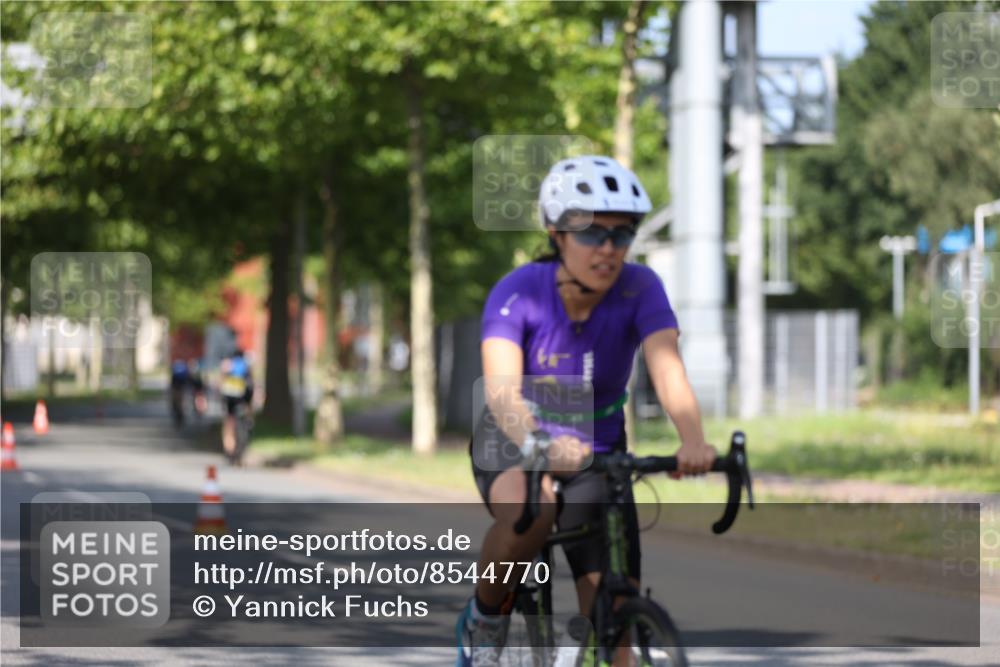 10.08.2025 - GEWOBA Citytriathlon Bremen Yannick Fuchs http://msf.ph/oto/8544770 10.08.2025 10:58:52 Radfahren 57, 191, 450 meine-sportfotos.de