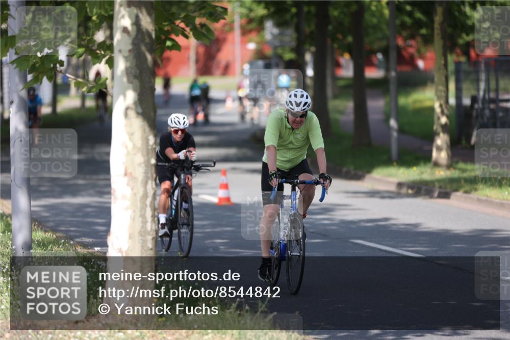10.08.2025 - GEWOBA Citytriathlon Bremen Yannick Fuchs http://msf.ph/oto/8544842 10.08.2025 10:59:56 Radfahren 47, 141, 197, 201, 417, 475, 482, 498 meine-sportfotos.de