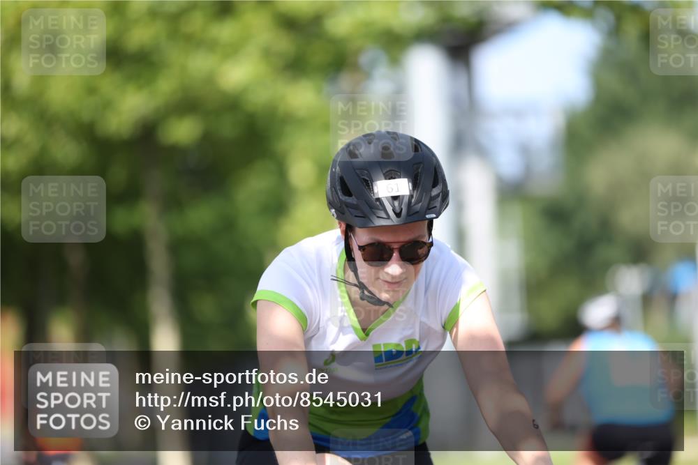 10.08.2025 - GEWOBA Citytriathlon Bremen Yannick Fuchs http://msf.ph/oto/8545031 10.08.2025 11:02:35 Radfahren 23, 53, 61, 195, 237, 484 meine-sportfotos.de