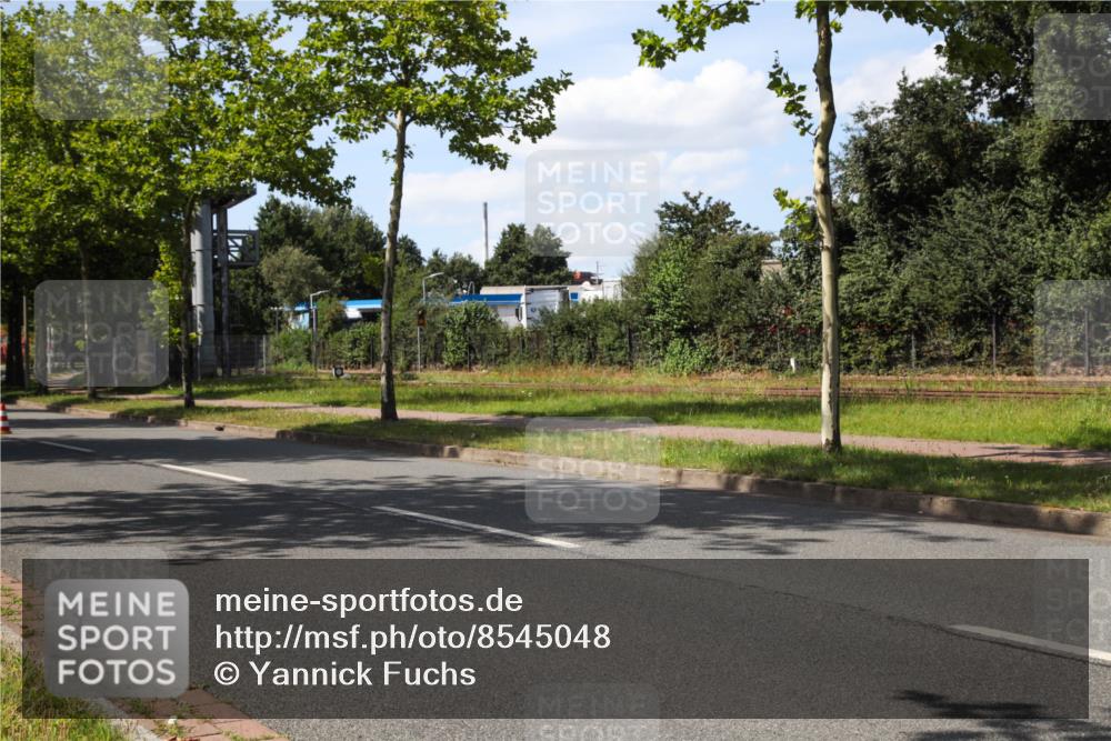 10.08.2025 - GEWOBA Citytriathlon Bremen Yannick Fuchs http://msf.ph/oto/8545048 10.08.2025 15:03:20 Radfahren  meine-sportfotos.de