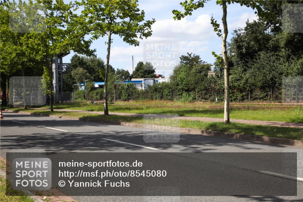 10.08.2025 - GEWOBA Citytriathlon Bremen Yannick Fuchs http://msf.ph/oto/8545080 10.08.2025 15:03:42 Radfahren  meine-sportfotos.de