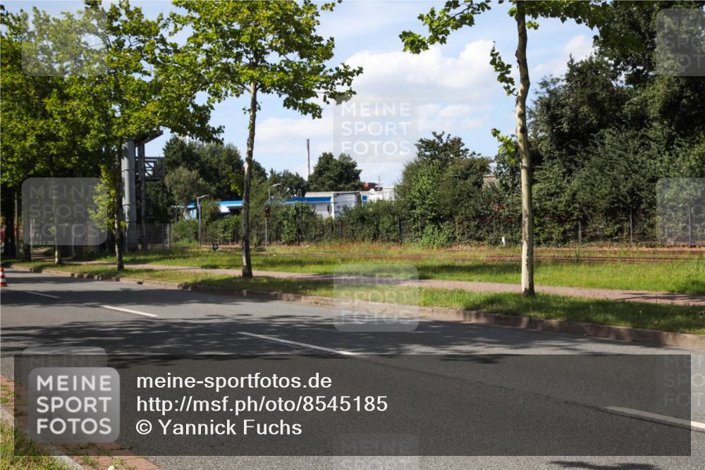10.08.2025 - GEWOBA Citytriathlon Bremen Yannick Fuchs http://msf.ph/oto/8545185 10.08.2025 15:03:53 Radfahren  meine-sportfotos.de