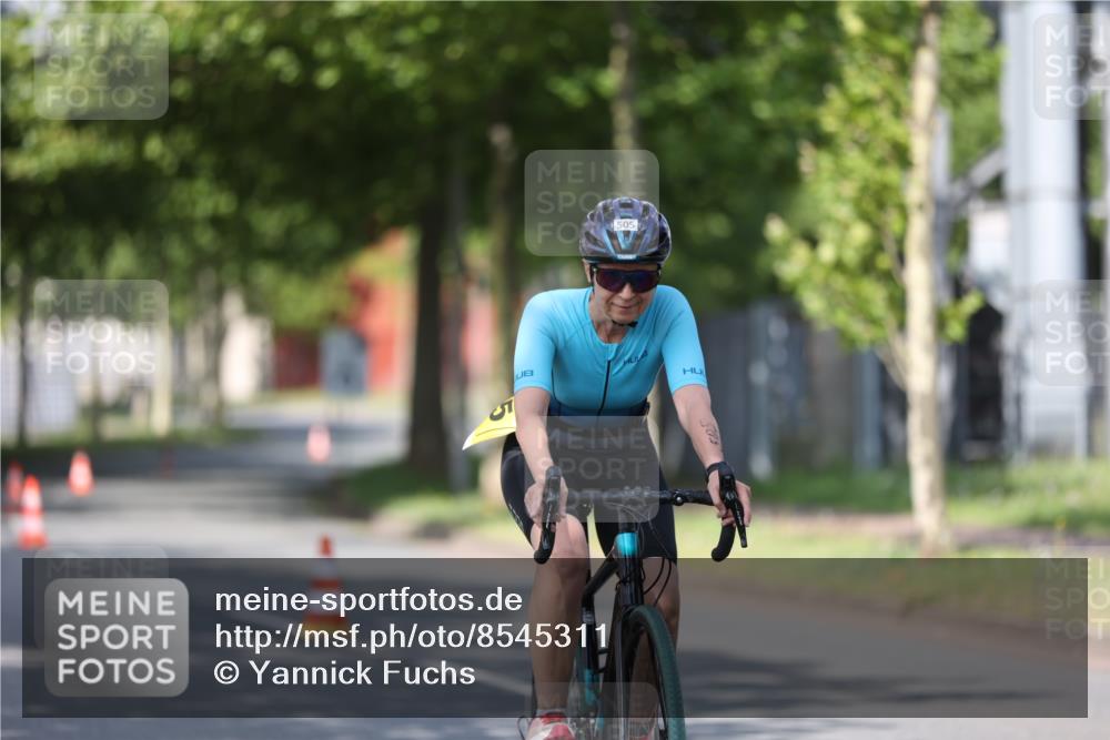 10.08.2025 - GEWOBA Citytriathlon Bremen Yannick Fuchs http://msf.ph/oto/8545311 10.08.2025 11:04:15 Radfahren 505 meine-sportfotos.de