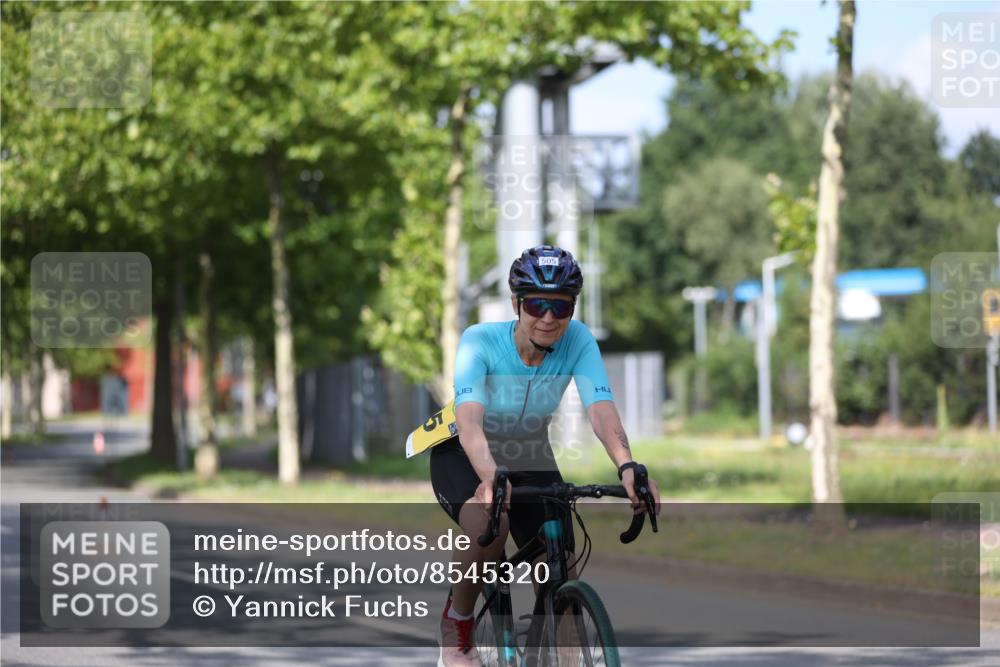 10.08.2025 - GEWOBA Citytriathlon Bremen Yannick Fuchs http://msf.ph/oto/8545320 10.08.2025 11:04:15 Radfahren 505 meine-sportfotos.de