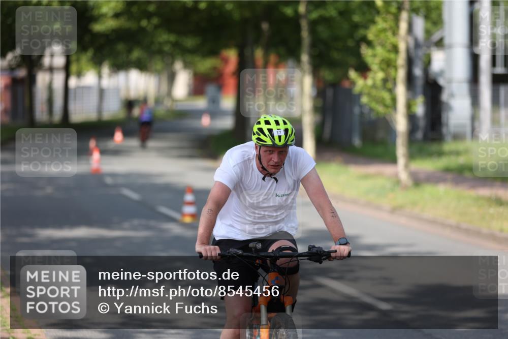 10.08.2025 - GEWOBA Citytriathlon Bremen Yannick Fuchs http://msf.ph/oto/8545456 10.08.2025 11:06:24 Radfahren 17, 171 meine-sportfotos.de