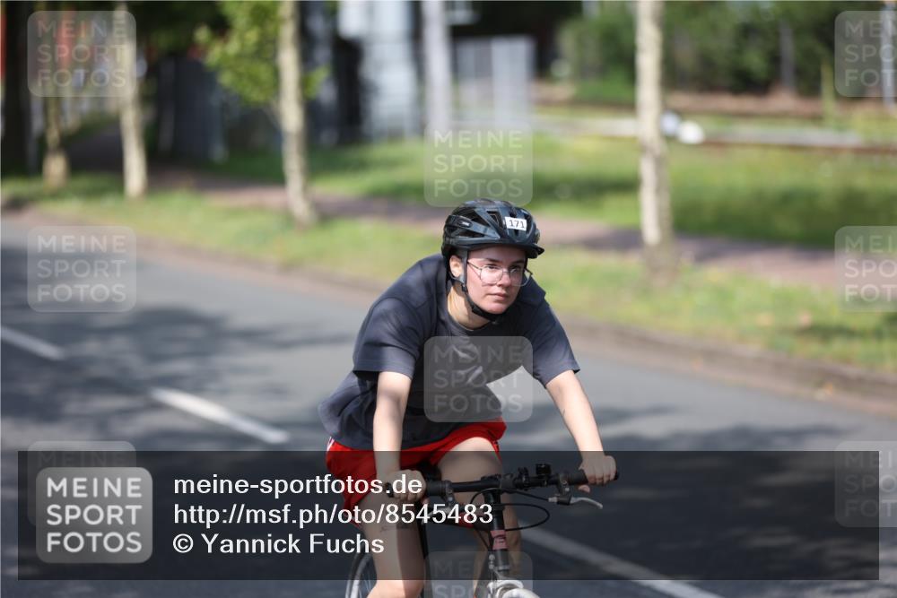10.08.2025 - GEWOBA Citytriathlon Bremen Yannick Fuchs http://msf.ph/oto/8545483 10.08.2025 11:06:39 Radfahren 171 meine-sportfotos.de