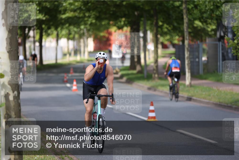 10.08.2025 - GEWOBA Citytriathlon Bremen Yannick Fuchs http://msf.ph/oto/8546070 10.08.2025 12:06:32 Radfahren 580, 614, 634, 658, 714 meine-sportfotos.de
