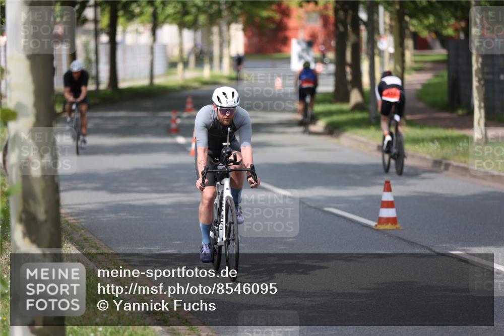 10.08.2025 - GEWOBA Citytriathlon Bremen Yannick Fuchs http://msf.ph/oto/8546095 10.08.2025 12:06:34 Radfahren 580, 613, 634, 658, 714 meine-sportfotos.de