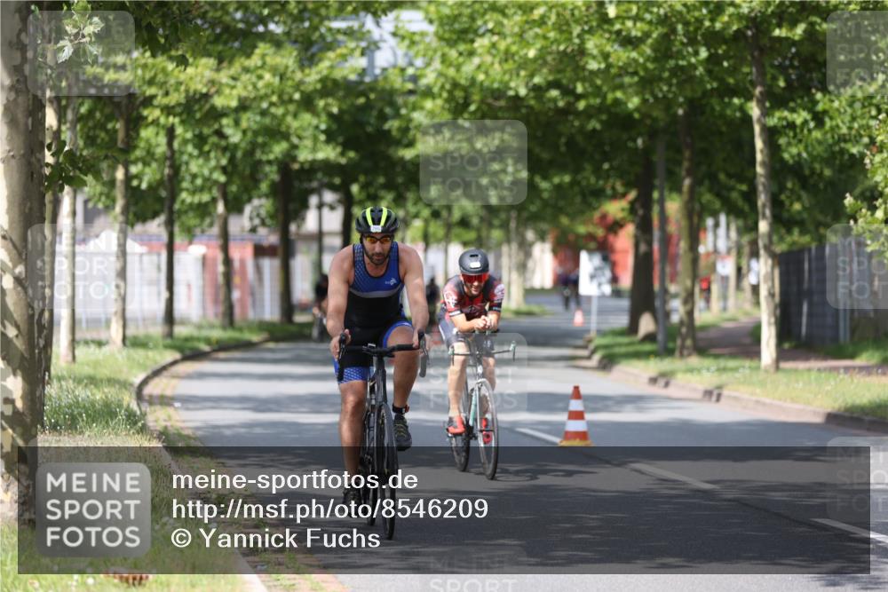 10.08.2025 - GEWOBA Citytriathlon Bremen Yannick Fuchs http://msf.ph/oto/8546209 10.08.2025 12:07:25 Radfahren 650, 740, 786, 815, 831 meine-sportfotos.de