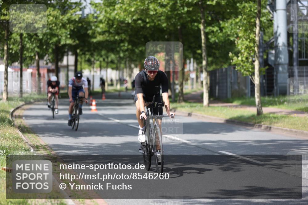 10.08.2025 - GEWOBA Citytriathlon Bremen Yannick Fuchs http://msf.ph/oto/8546260 10.08.2025 12:07:31 Radfahren 559, 650, 693, 705, 740, 786, 815, 831 meine-sportfotos.de