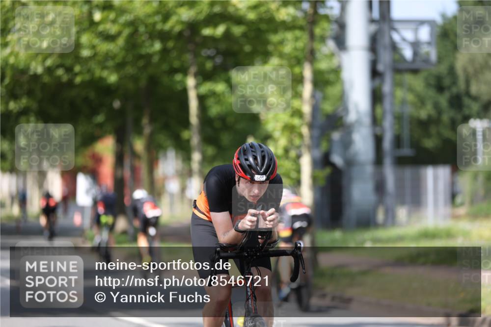 10.08.2025 - GEWOBA Citytriathlon Bremen Yannick Fuchs http://msf.ph/oto/8546721 10.08.2025 12:08:28 Radfahren 595, 597, 603, 608, 661, 672, 737, 797 meine-sportfotos.de