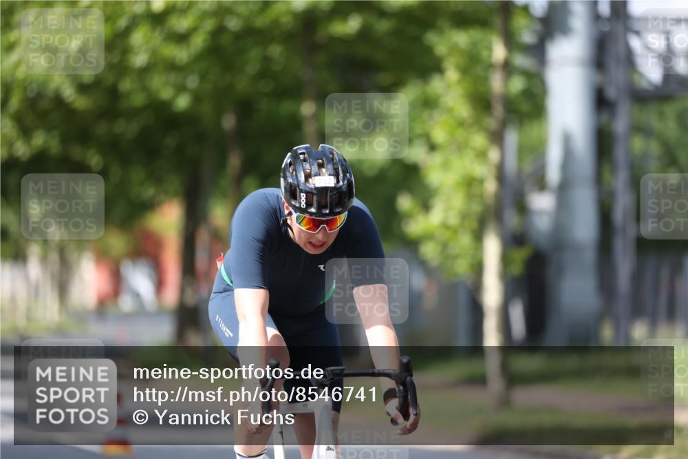 10.08.2025 - GEWOBA Citytriathlon Bremen Yannick Fuchs http://msf.ph/oto/8546741 10.08.2025 13:02:40 Radfahren 607, 647, 661, 712, 911, 955 meine-sportfotos.de