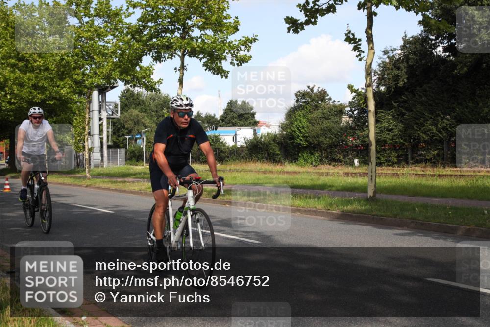 10.08.2025 - GEWOBA Citytriathlon Bremen Yannick Fuchs http://msf.ph/oto/8546752 10.08.2025 10:42:35 Radfahren 13, 17, 89, 167, 175, 199 meine-sportfotos.de