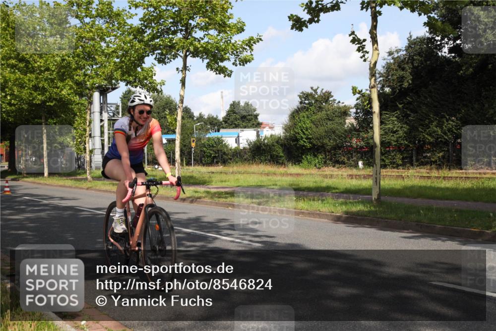 10.08.2025 - GEWOBA Citytriathlon Bremen Yannick Fuchs http://msf.ph/oto/8546824 10.08.2025 10:43:46 Radfahren 53, 179, 217, 425, 487, 507 meine-sportfotos.de