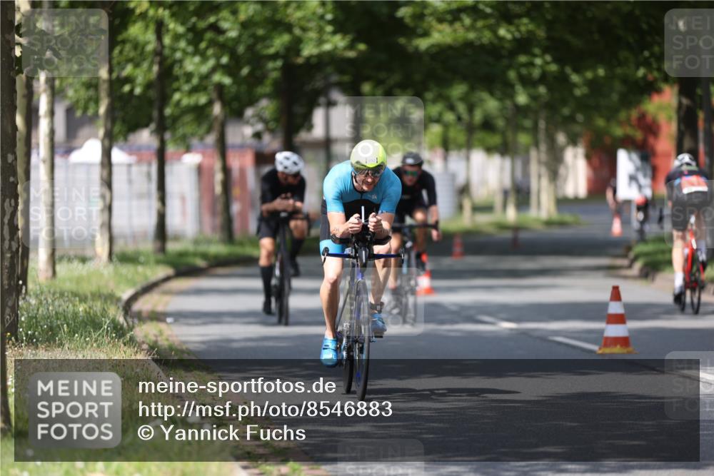 10.08.2025 - GEWOBA Citytriathlon Bremen Yannick Fuchs http://msf.ph/oto/8546883 10.08.2025 12:08:51 Radfahren 608, 619, 677, 684, 727, 797, 850, 883 meine-sportfotos.de