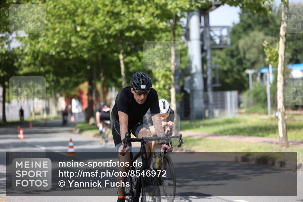 10.08.2025 - GEWOBA Citytriathlon Bremen Yannick Fuchs http://msf.ph/oto/8546972 10.08.2025 12:09:11 Radfahren 727, 731, 779, 837, 871, 890, 896 meine-sportfotos.de