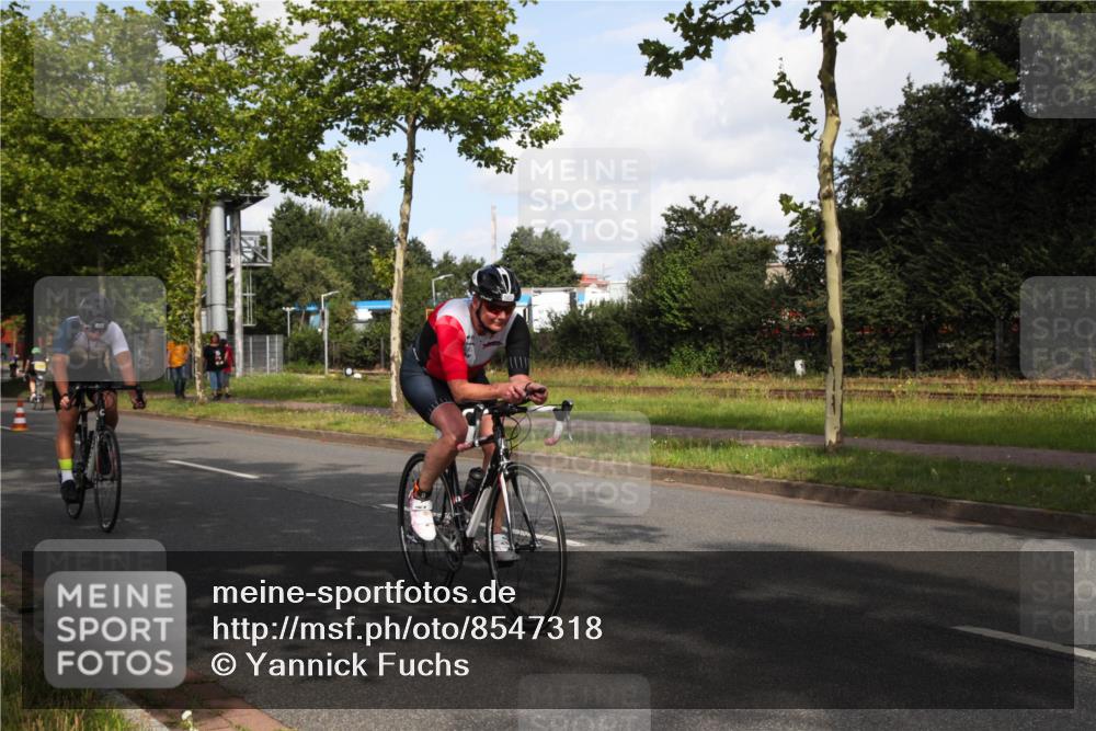 10.08.2025 - GEWOBA Citytriathlon Bremen Yannick Fuchs http://msf.ph/oto/8547318 10.08.2025 10:53:26 Radfahren 29, 225, 350, 404, 502 meine-sportfotos.de