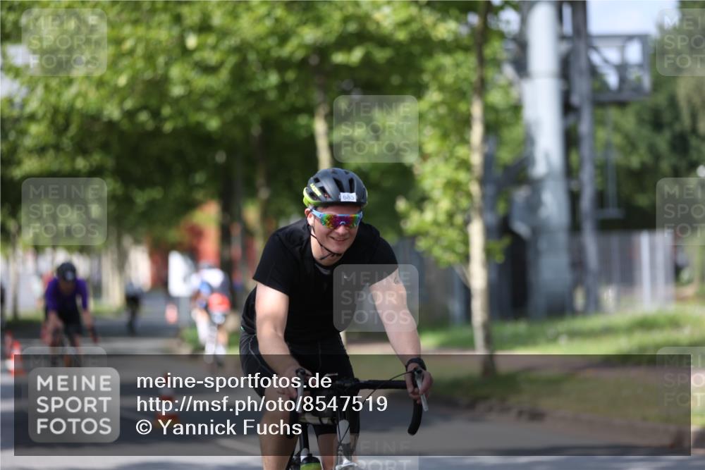 10.08.2025 - GEWOBA Citytriathlon Bremen Yannick Fuchs http://msf.ph/oto/8547519 10.08.2025 12:10:49 Radfahren 573, 622, 625, 629, 651, 656, 659, 685, 712, 716, 722, 748, 812, 819, 898 meine-sportfotos.de
