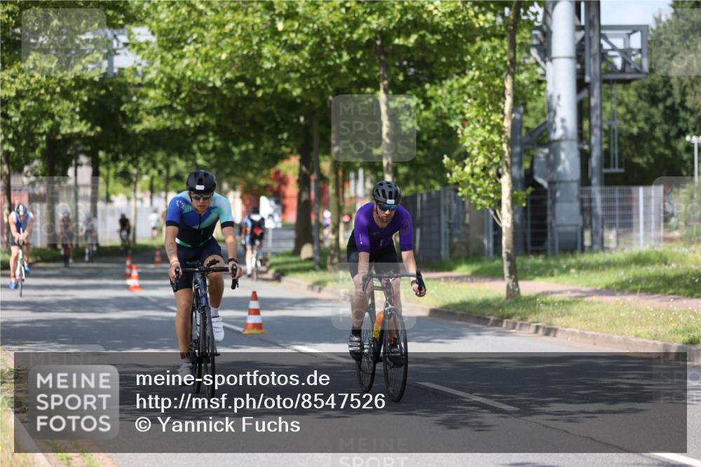 10.08.2025 - GEWOBA Citytriathlon Bremen Yannick Fuchs http://msf.ph/oto/8547526 10.08.2025 12:10:50 Radfahren 573, 622, 625, 629, 651, 656, 659, 685, 712, 716, 722, 748, 812, 819, 898 meine-sportfotos.de