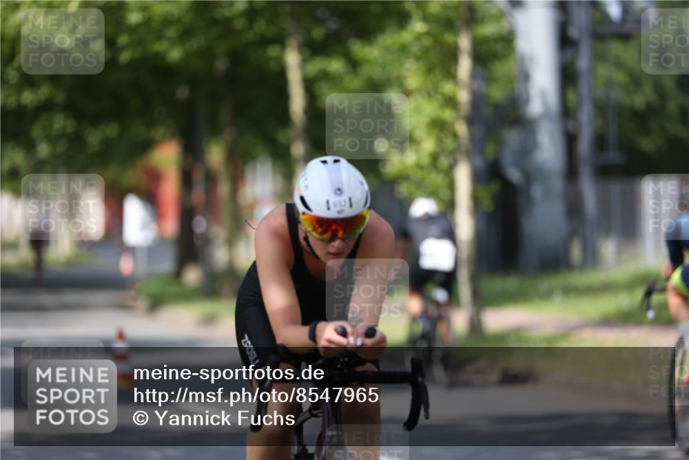 10.08.2025 - GEWOBA Citytriathlon Bremen Yannick Fuchs http://msf.ph/oto/8547965 10.08.2025 12:12:24 Radfahren 605, 751, 769, 875, 932, 1012 meine-sportfotos.de
