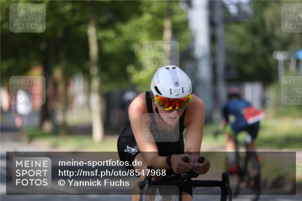 10.08.2025 - GEWOBA Citytriathlon Bremen Yannick Fuchs http://msf.ph/oto/8547968 10.08.2025 12:12:25 Radfahren 605, 751, 769, 875, 932, 1012 meine-sportfotos.de
