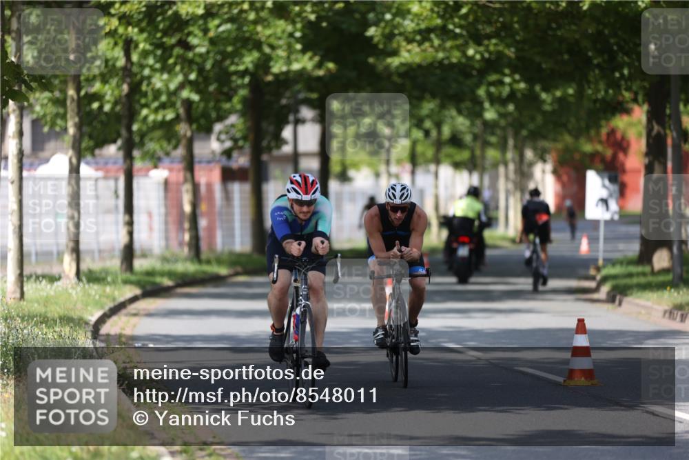 10.08.2025 - GEWOBA Citytriathlon Bremen Yannick Fuchs http://msf.ph/oto/8548011 10.08.2025 12:12:37 Radfahren 640, 692, 769, 851, 875, 885, 932, 1012 meine-sportfotos.de