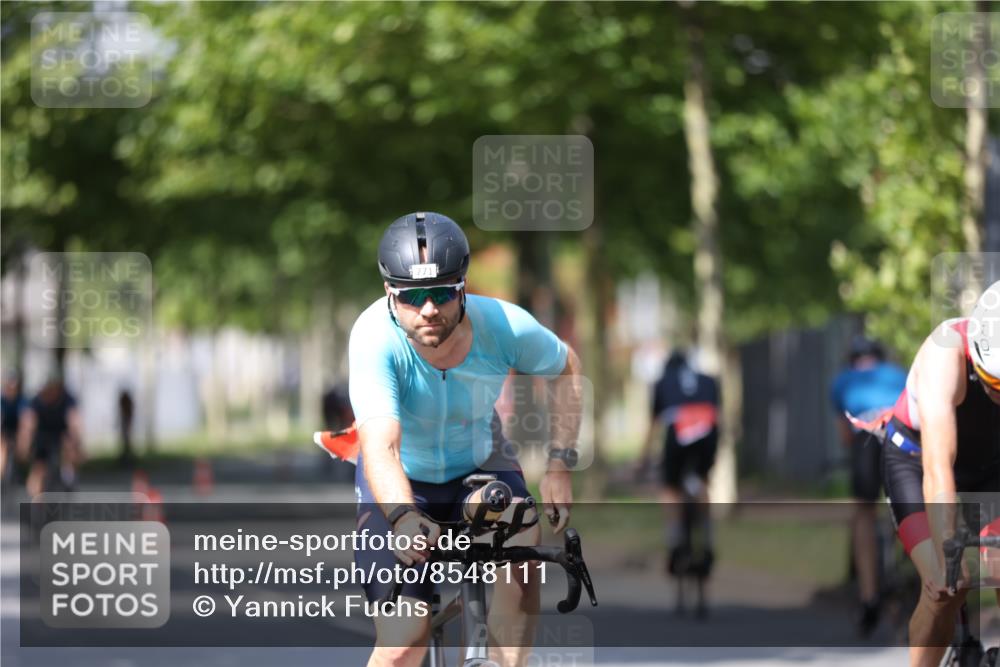 10.08.2025 - GEWOBA Citytriathlon Bremen Yannick Fuchs http://msf.ph/oto/8548111 10.08.2025 12:12:55 Radfahren 640, 675, 745, 767, 771, 884, 885, 960 meine-sportfotos.de