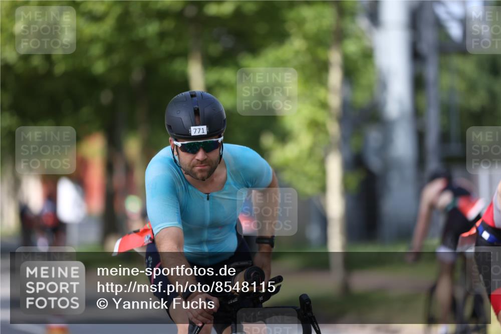 10.08.2025 - GEWOBA Citytriathlon Bremen Yannick Fuchs http://msf.ph/oto/8548115 10.08.2025 12:12:55 Radfahren 640, 675, 745, 767, 771, 884, 885, 960 meine-sportfotos.de