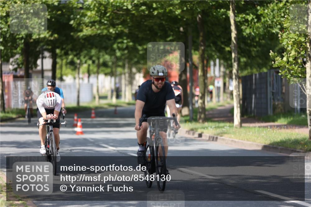 10.08.2025 - GEWOBA Citytriathlon Bremen Yannick Fuchs http://msf.ph/oto/8548130 10.08.2025 12:12:57 Radfahren 640, 675, 745, 767, 771, 884, 885, 960 meine-sportfotos.de