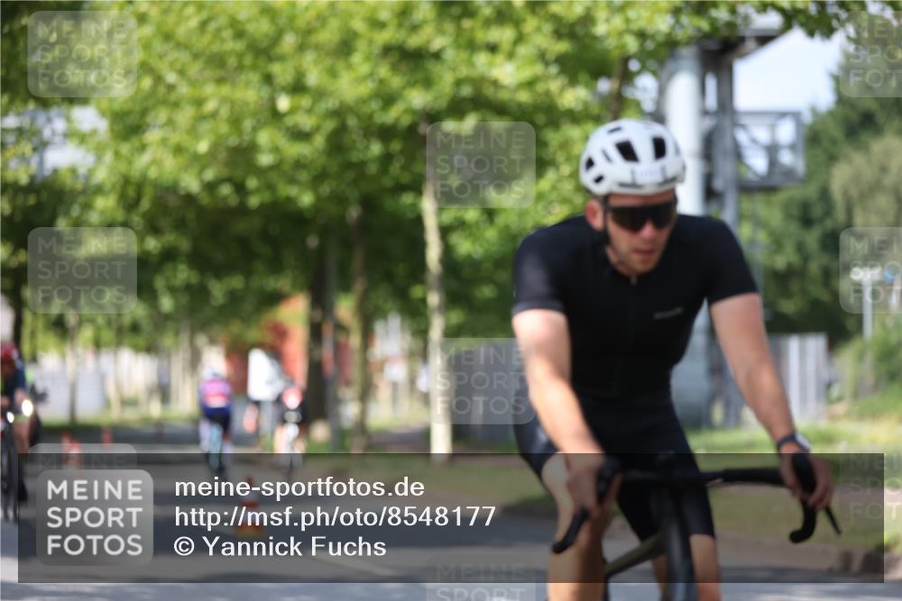 10.08.2025 - GEWOBA Citytriathlon Bremen Yannick Fuchs http://msf.ph/oto/8548177 10.08.2025 12:13:13 Radfahren 675, 760, 767, 1013, 1026 meine-sportfotos.de