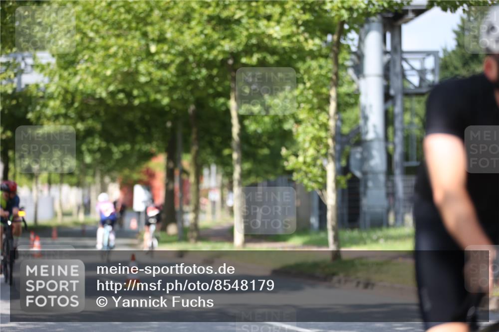 10.08.2025 - GEWOBA Citytriathlon Bremen Yannick Fuchs http://msf.ph/oto/8548179 10.08.2025 12:13:13 Radfahren 675, 760, 767, 1013, 1026 meine-sportfotos.de