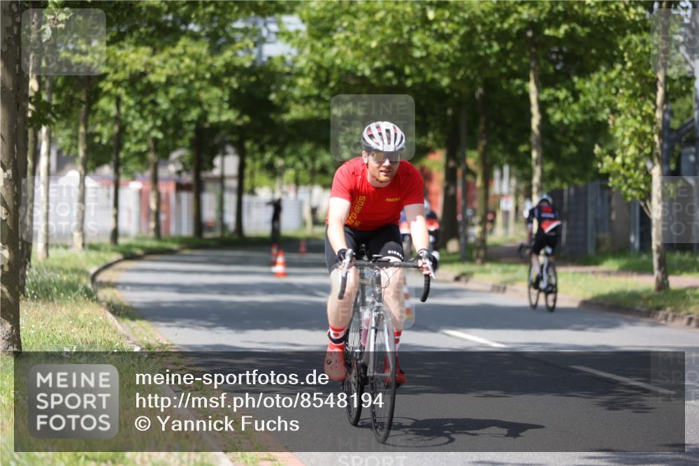 10.08.2025 - GEWOBA Citytriathlon Bremen Yannick Fuchs http://msf.ph/oto/8548194 10.08.2025 12:13:17 Radfahren 760, 774, 1013, 1026 meine-sportfotos.de