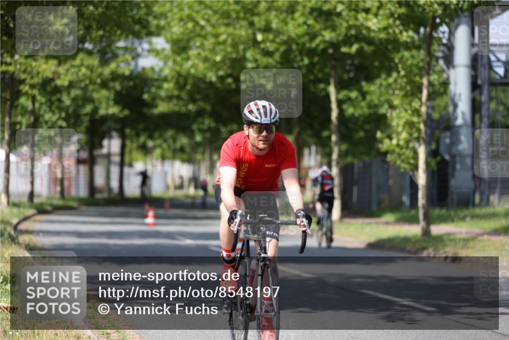 10.08.2025 - GEWOBA Citytriathlon Bremen Yannick Fuchs http://msf.ph/oto/8548197 10.08.2025 12:13:17 Radfahren 760, 774, 1013, 1026 meine-sportfotos.de