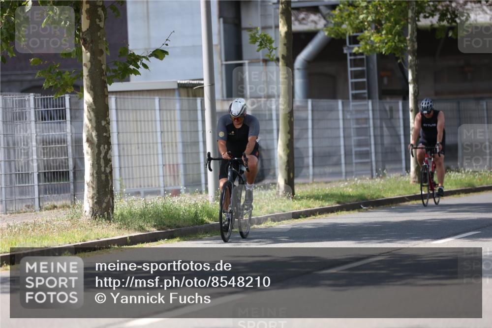 10.08.2025 - GEWOBA Citytriathlon Bremen Yannick Fuchs http://msf.ph/oto/8548210 10.08.2025 13:11:26 Radfahren 604, 664, 667, 686, 688, 708, 759, 915 meine-sportfotos.de