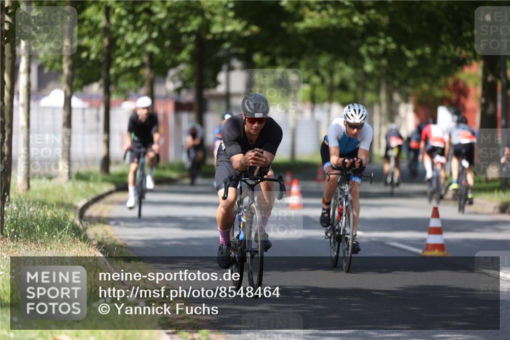 10.08.2025 - GEWOBA Citytriathlon Bremen Yannick Fuchs http://msf.ph/oto/8548464 10.08.2025 12:14:08 Radfahren 587, 590, 615, 616, 630, 689, 733, 788, 793, 801, 863, 873, 950, 951, 1030 meine-sportfotos.de