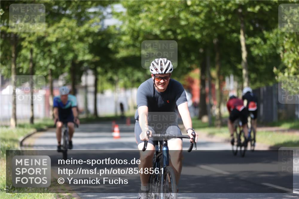 10.08.2025 - GEWOBA Citytriathlon Bremen Yannick Fuchs http://msf.ph/oto/8548561 10.08.2025 12:14:28 Radfahren 630, 632, 655, 681, 708, 735, 738, 793, 801, 806, 838, 888 meine-sportfotos.de