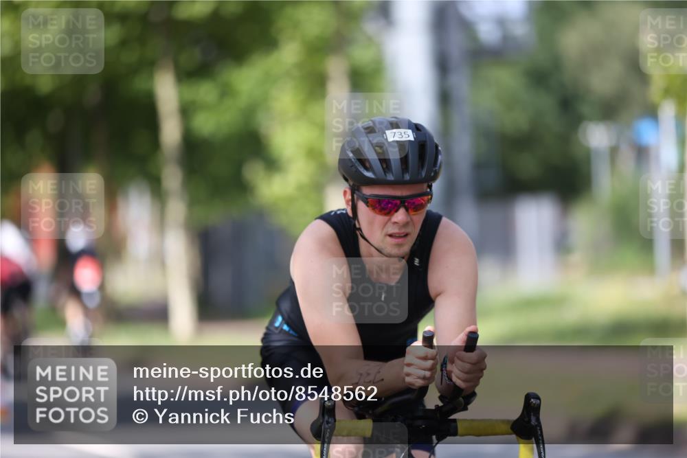 10.08.2025 - GEWOBA Citytriathlon Bremen Yannick Fuchs http://msf.ph/oto/8548562 10.08.2025 12:14:28 Radfahren 630, 632, 655, 681, 708, 735, 738, 793, 801, 806, 838, 888 meine-sportfotos.de