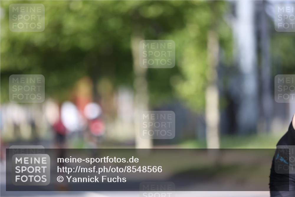 10.08.2025 - GEWOBA Citytriathlon Bremen Yannick Fuchs http://msf.ph/oto/8548566 10.08.2025 12:14:29 Radfahren 632, 655, 681, 708, 735, 738, 793, 801, 806, 838, 888 meine-sportfotos.de