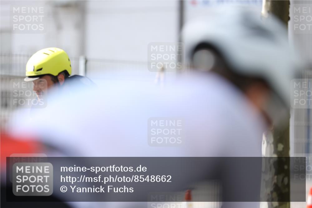 10.08.2025 - GEWOBA Citytriathlon Bremen Yannick Fuchs http://msf.ph/oto/8548662 10.08.2025 13:16:24 Radfahren 591, 632, 813, 869, 892 meine-sportfotos.de