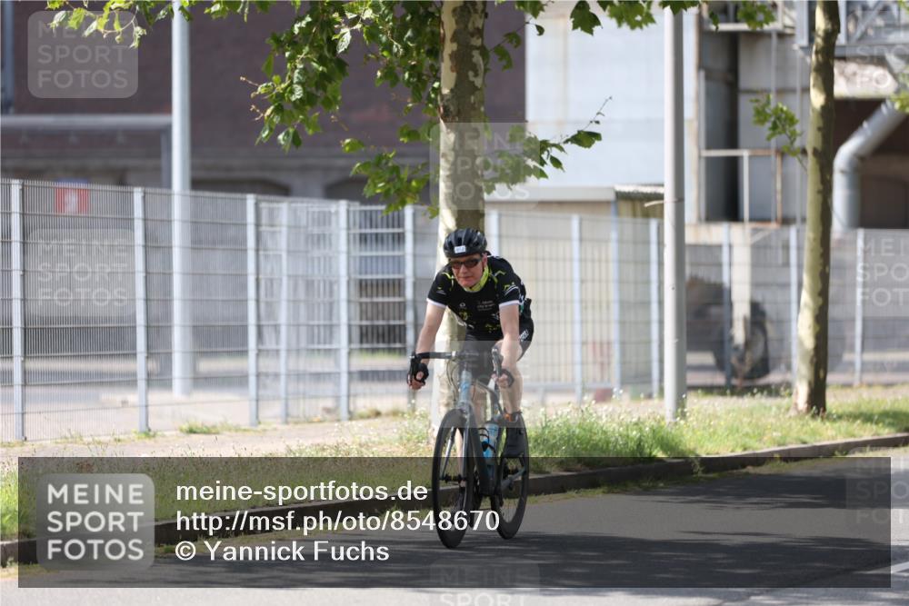 10.08.2025 - GEWOBA Citytriathlon Bremen Yannick Fuchs http://msf.ph/oto/8548670 10.08.2025 13:16:26 Radfahren 591, 632, 813, 869, 892 meine-sportfotos.de