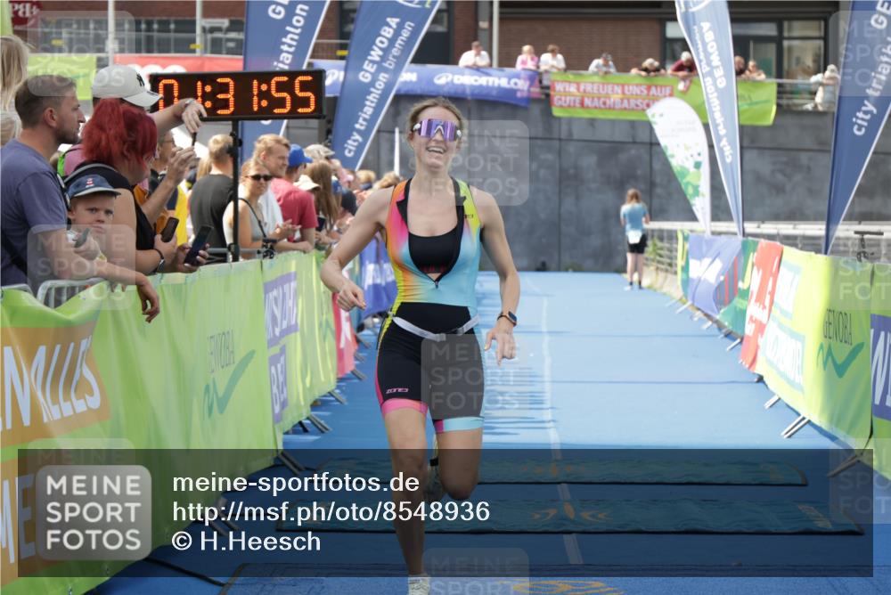 10.08.2025 - GEWOBA Citytriathlon Bremen H.Heesch http://msf.ph/oto/8548936 10.08.2025 11:35:37 Ziel 480 meine-sportfotos.de