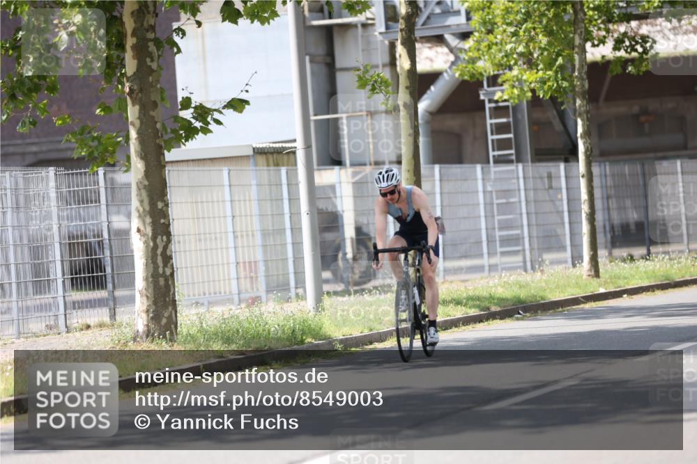 10.08.2025 - GEWOBA Citytriathlon Bremen Yannick Fuchs http://msf.ph/oto/8549003 10.08.2025 13:19:21 Radfahren 671, 762, 803, 899, 983, 1002 meine-sportfotos.de