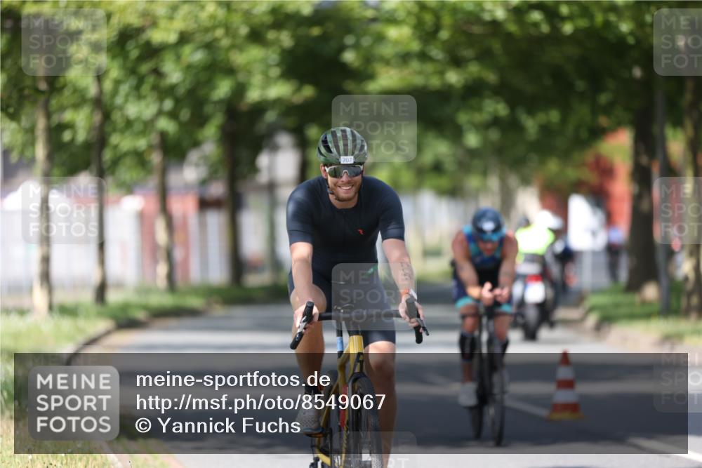 10.08.2025 - GEWOBA Citytriathlon Bremen Yannick Fuchs http://msf.ph/oto/8549067 10.08.2025 12:16:01 Radfahren 600, 654, 682, 686, 707, 715, 824, 836, 840, 859, 891, 1016, 1022 meine-sportfotos.de