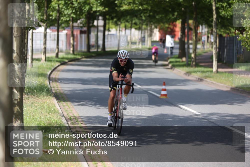 10.08.2025 - GEWOBA Citytriathlon Bremen Yannick Fuchs http://msf.ph/oto/8549091 10.08.2025 12:16:21 Radfahren 820 meine-sportfotos.de