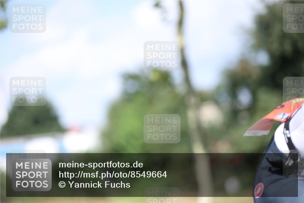 10.08.2025 - GEWOBA Citytriathlon Bremen Yannick Fuchs http://msf.ph/oto/8549664 10.08.2025 12:19:48 Radfahren 554, 719, 739, 749, 764, 841 meine-sportfotos.de